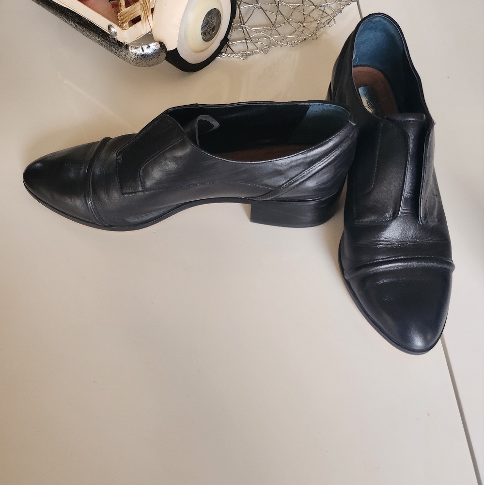 Halogen Booties